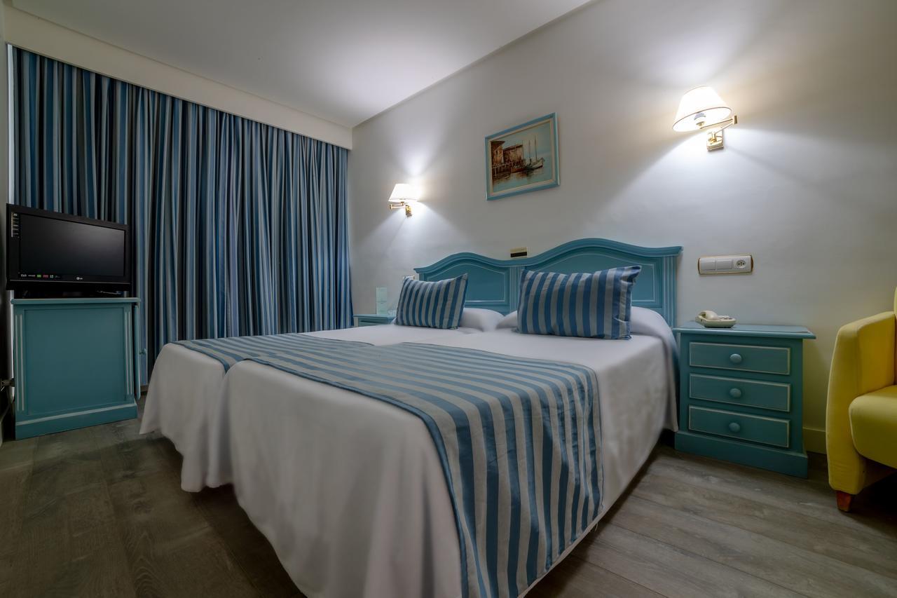 Single Room,665122827:JPEG